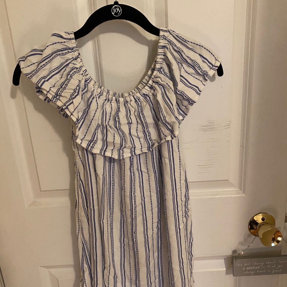 Knee length dress, Small fits big